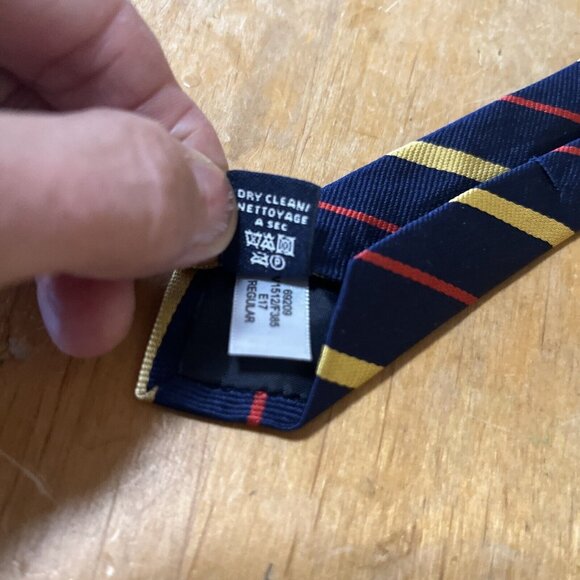 LANDS’ END 100% Silk Classic Navy, Gold And Red Striped Neck Tie Made In USA - Picture 4 of 4